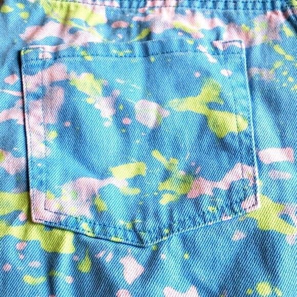 Wild Fable Bermuda High Rise Cut Off Jean Shorts in Blue Paint Splash Size 6/28W - Picture 4 of 12
